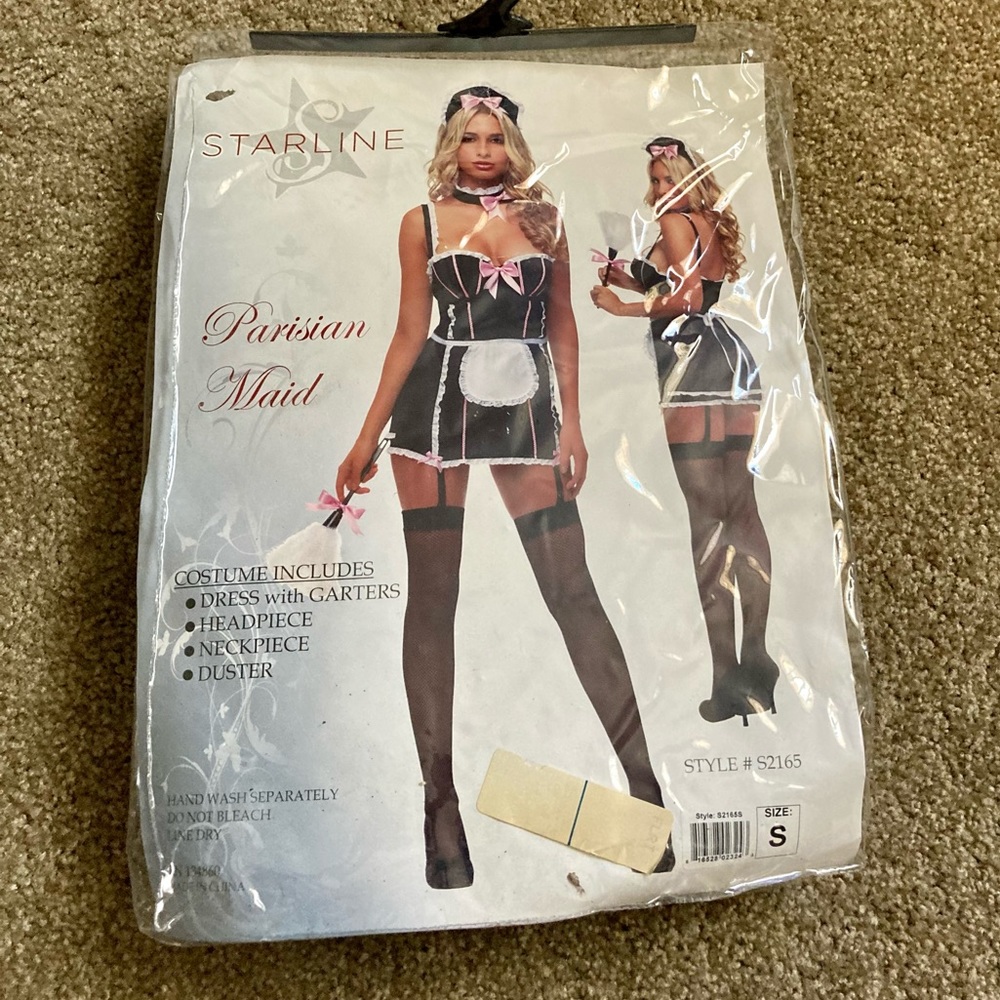 Costume